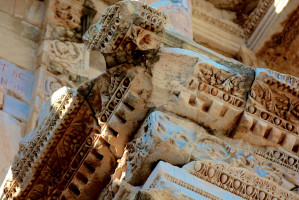 Detail aus der monumentalen Celsus Bibliothek in Ephesos